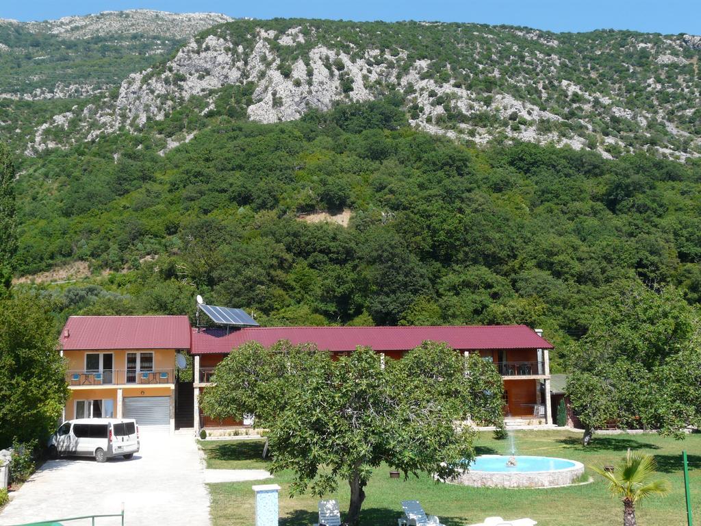 Guest House Jadran Pol Petrovac na moru Exterior foto