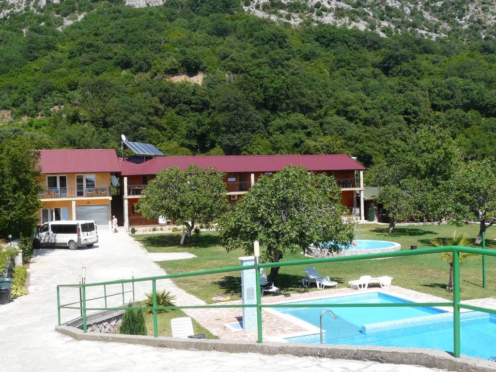 Guest House Jadran Pol Petrovac na moru Exterior foto